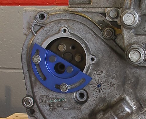 Lisle 13800 half-moon detail close-up, clear bolt access and secure fit benefit