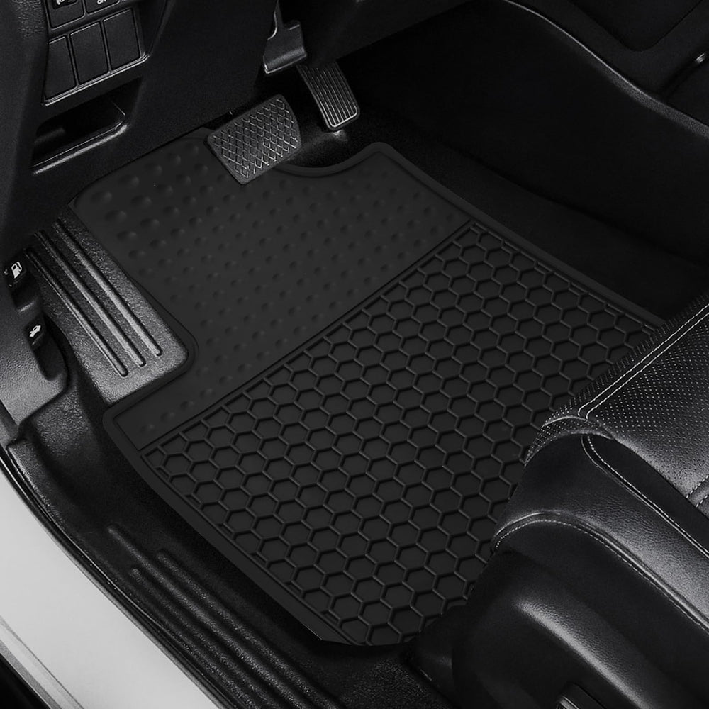 Lwope passenger-side liner fitted protecting carpet from spills