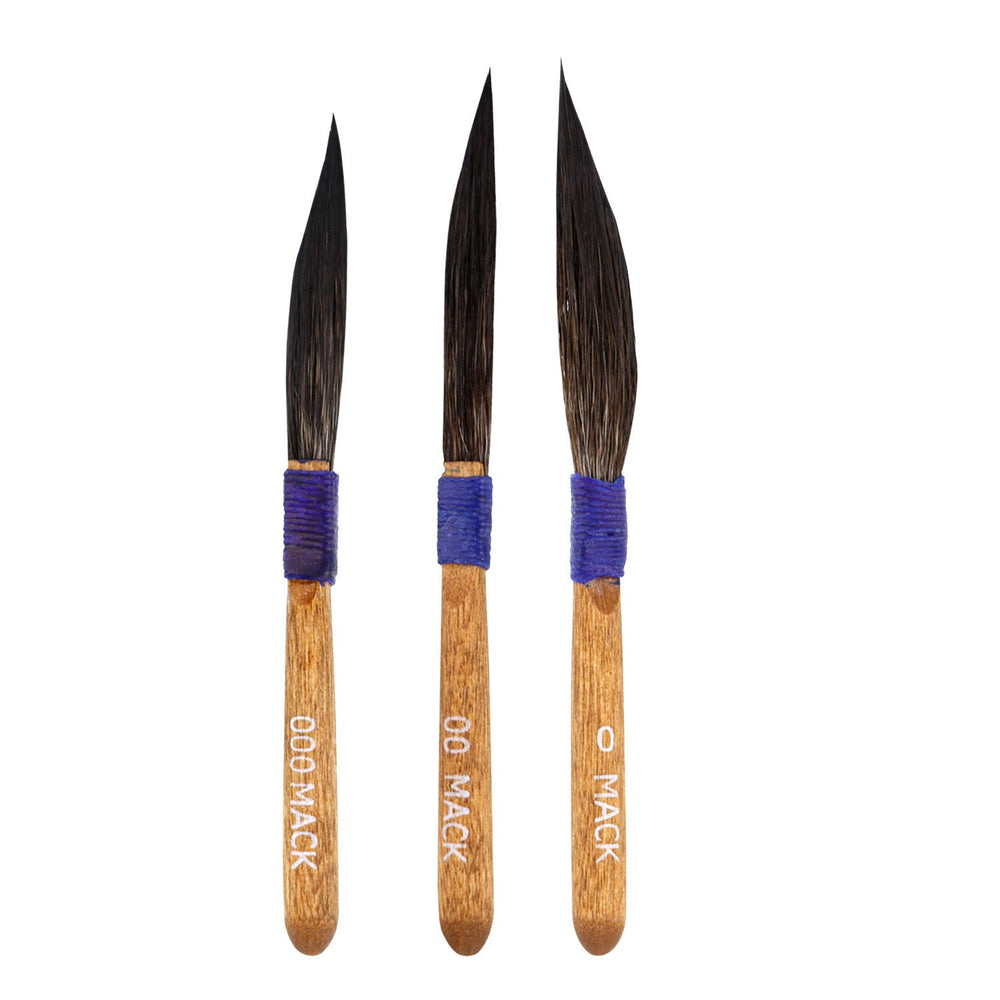 Mack Sword brushes front view showing three sizes and precise tips for accurate strokes