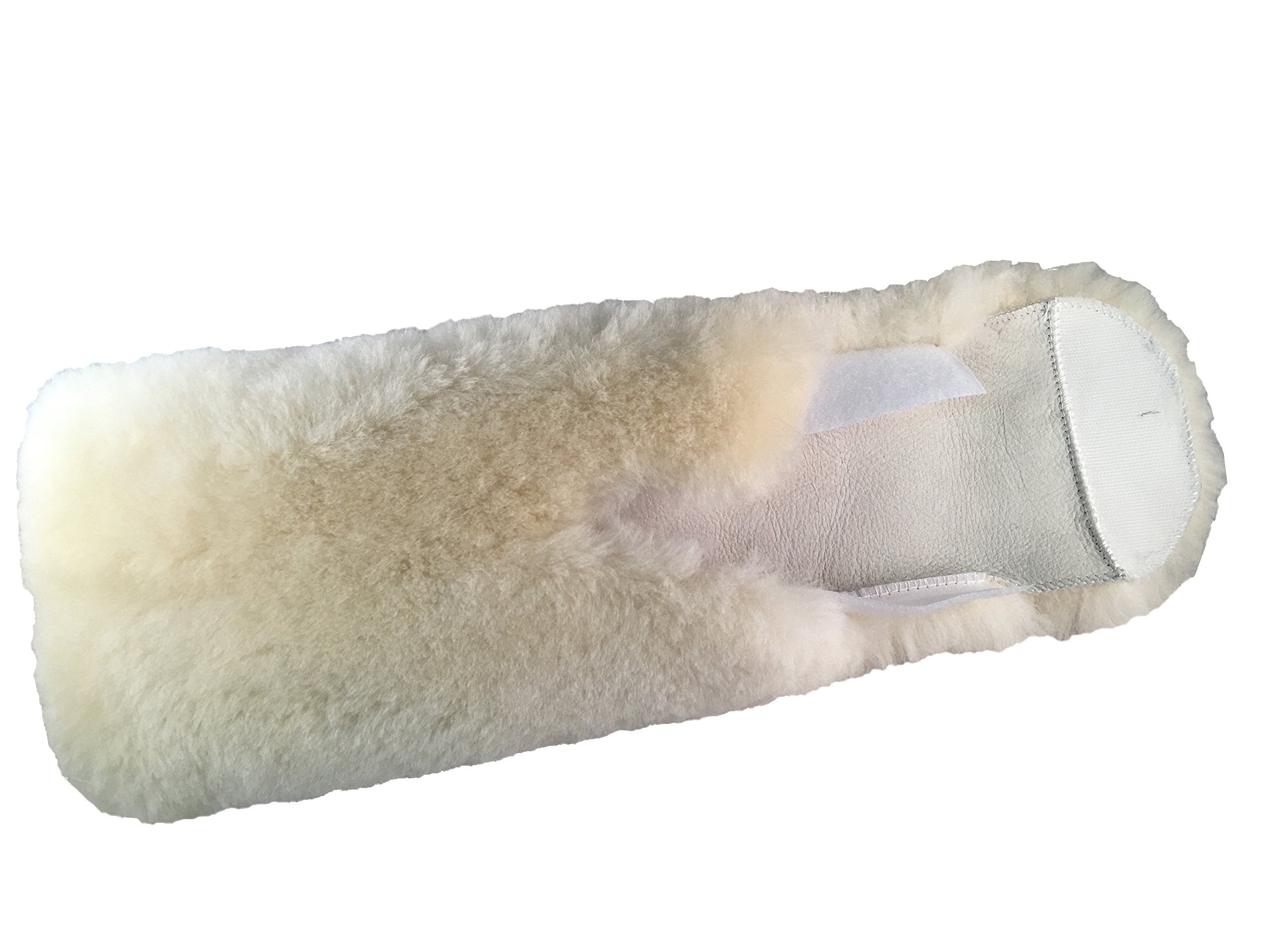 Close-up of Mary Moppins lambswool fibers highlighting dense pile and scratch protection