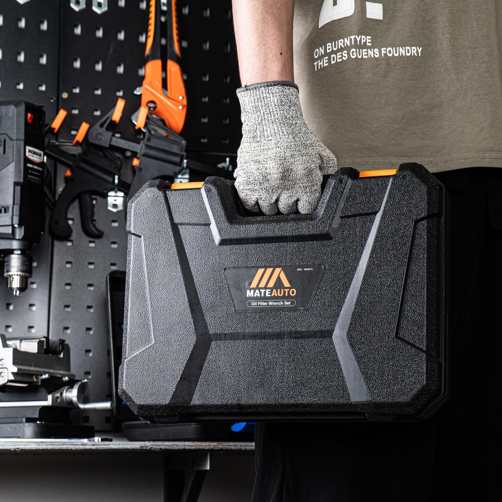 MateAuto tools beside ruler demonstrating sizes covered and scale for fit