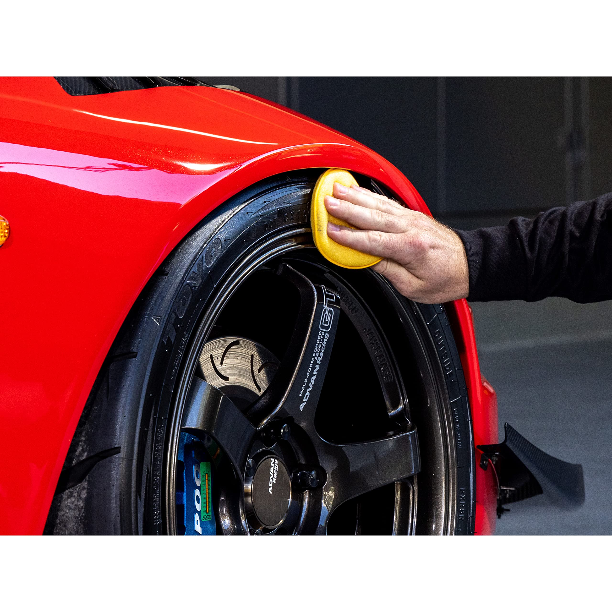 Meguiar's product pour detail showing creamy texture for precise application