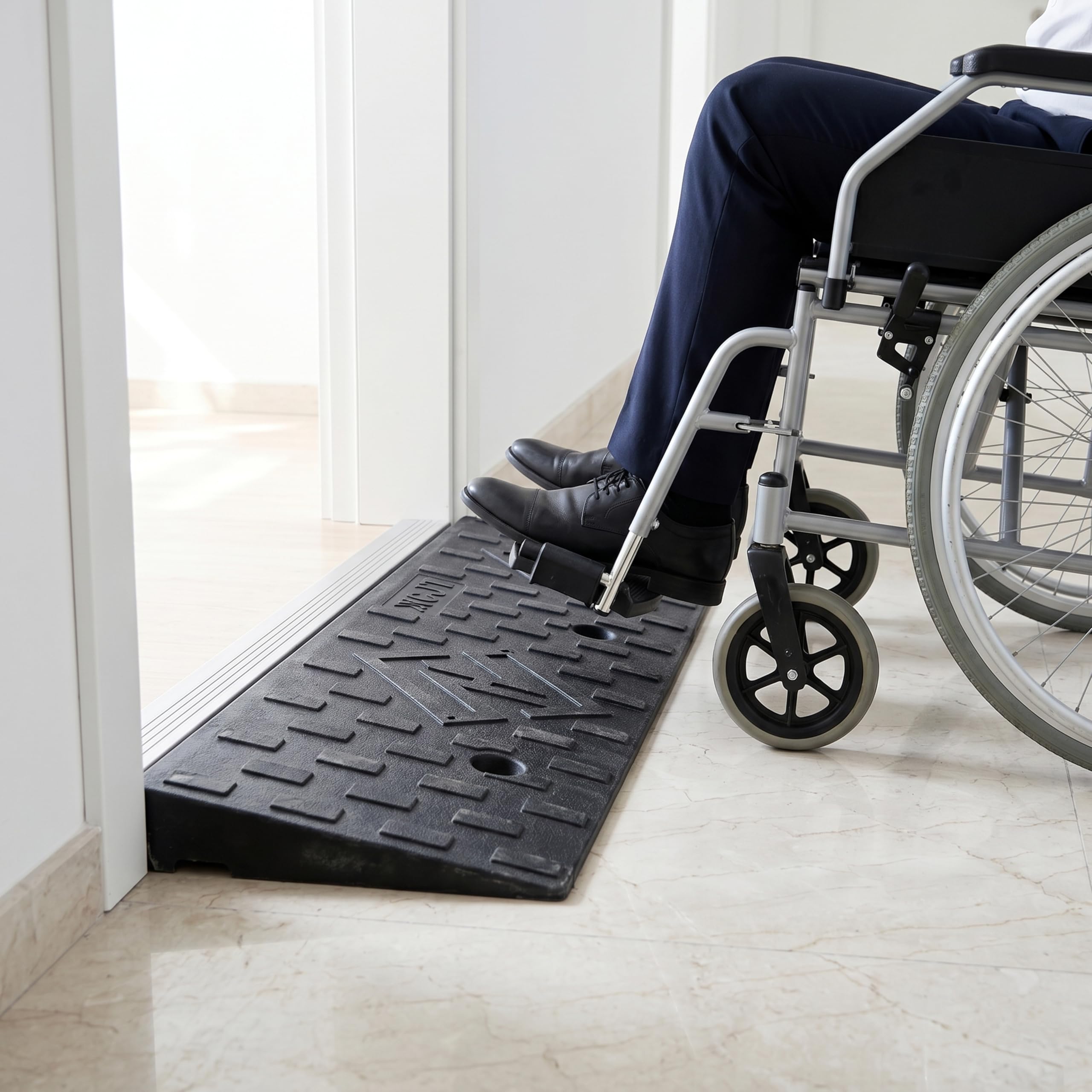 METFUIN ramp in use at loading dock enabling safer equipment access