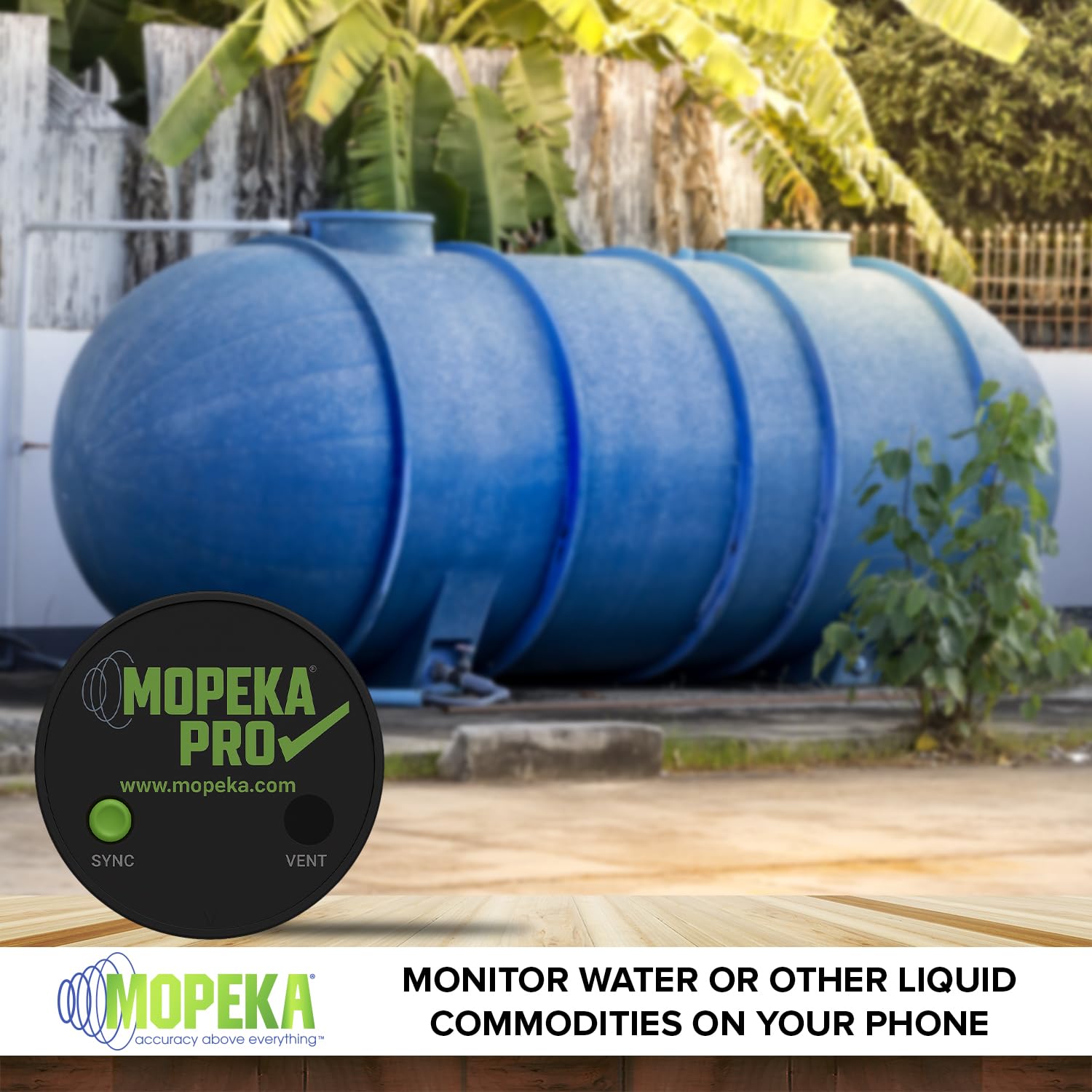 mopeka bubble level indicator close-up, helps precise alignment during setup