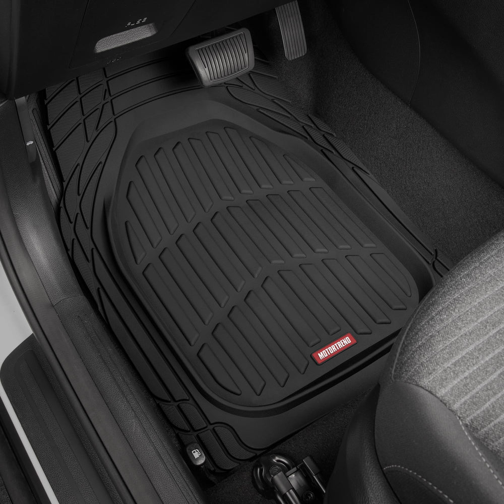 Motor Trend deep dish closeup highlighting liquid containment benefit