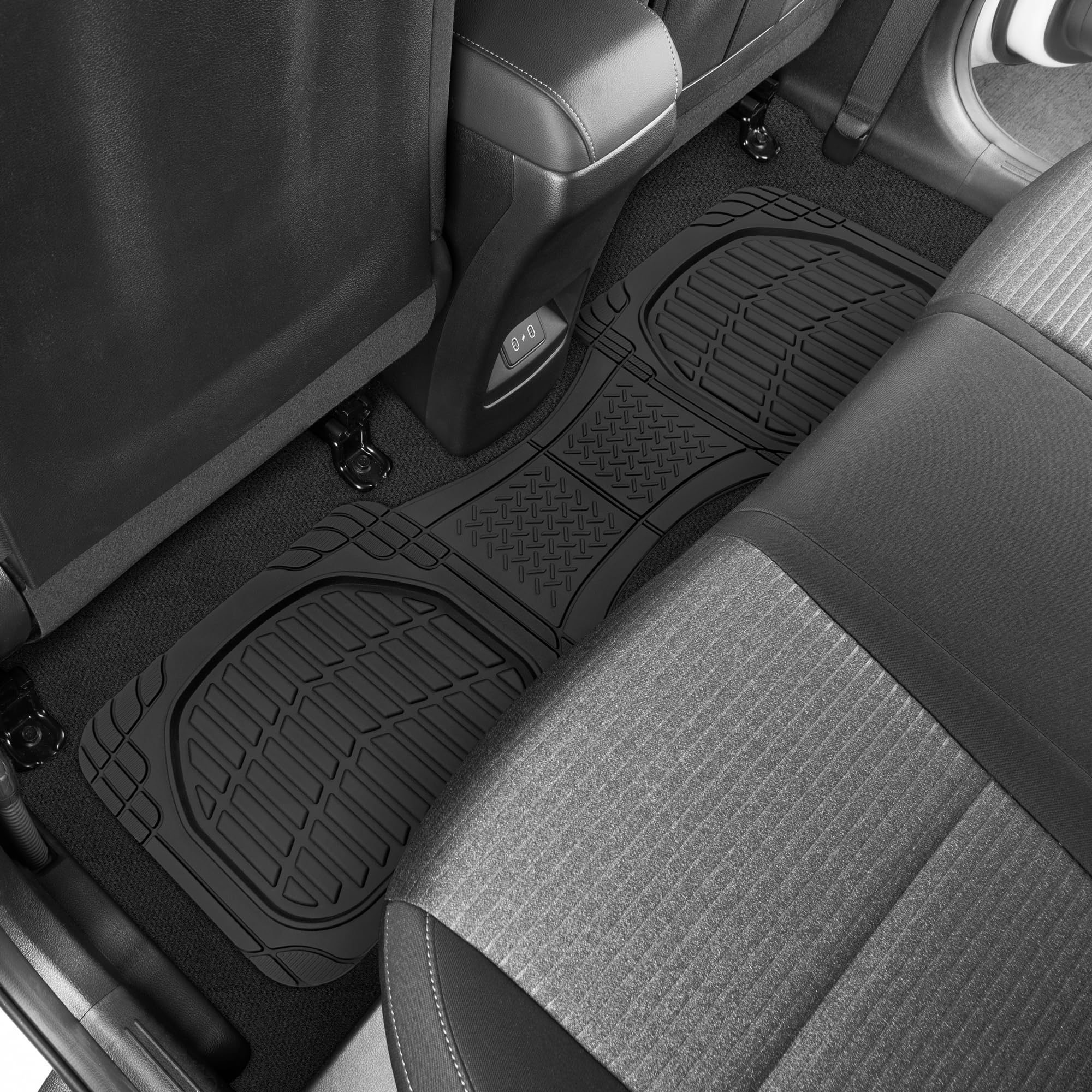 Motor Trend mat with ruler showing measurements and fit benefit