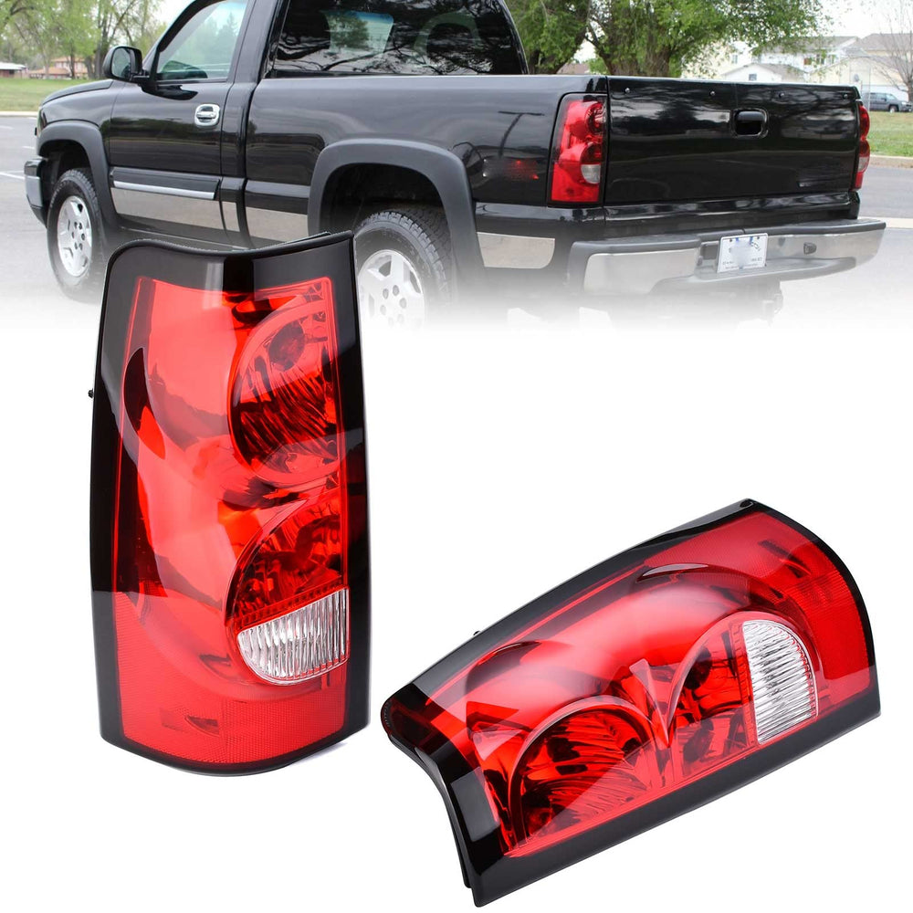 Nakuuly tail light illuminated at night demonstrating bright, consistent brake light