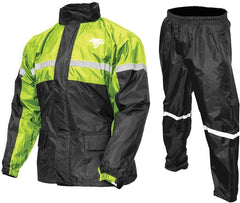 Nelson-Rigg close-up of jacket fabric and waterproof finish for protection