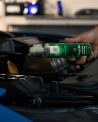 nextzett used on a car windshield with clear view, demonstrating smear-free visibility benefit