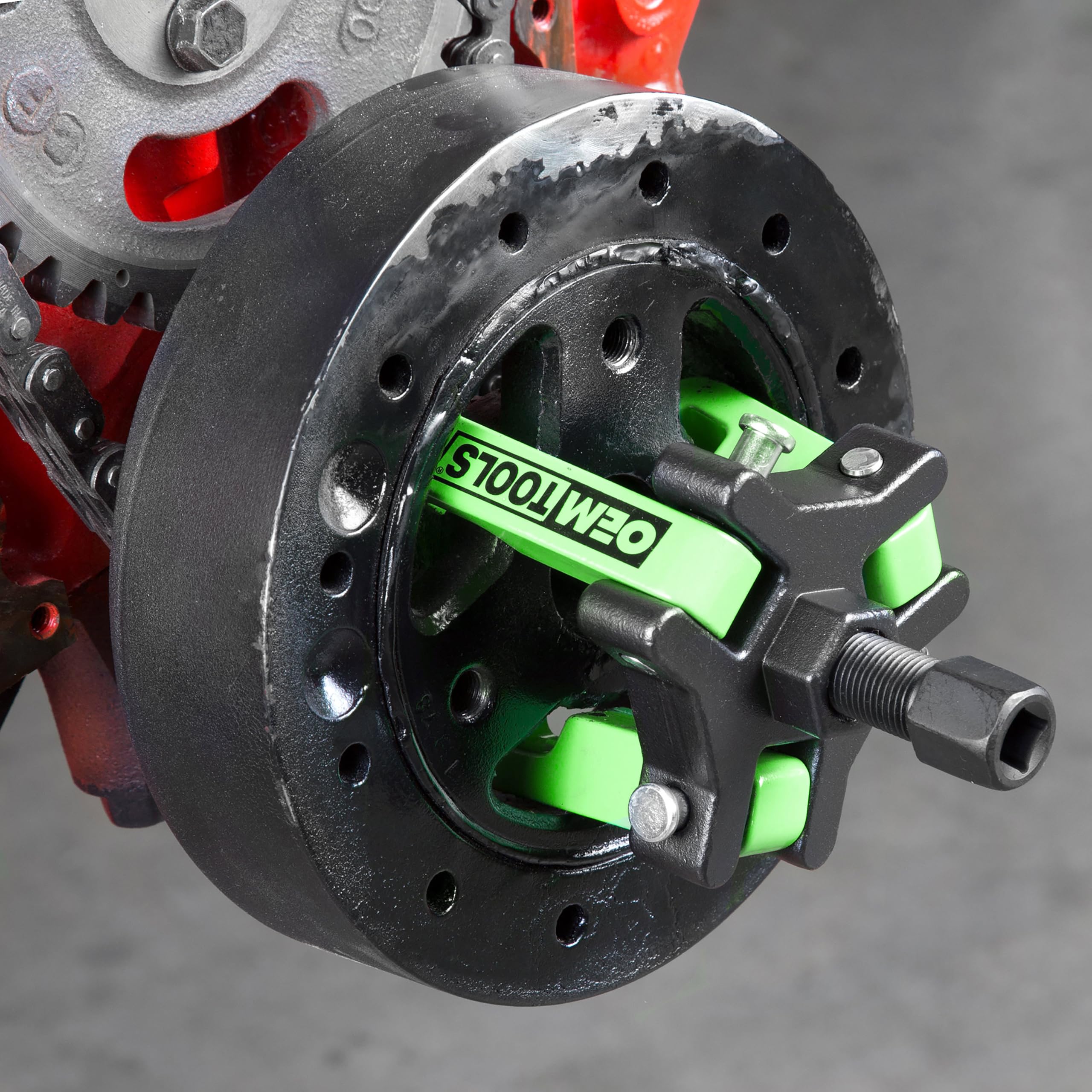 OEMTOOLS puller with torque wrench showing controlled even extraction benefit