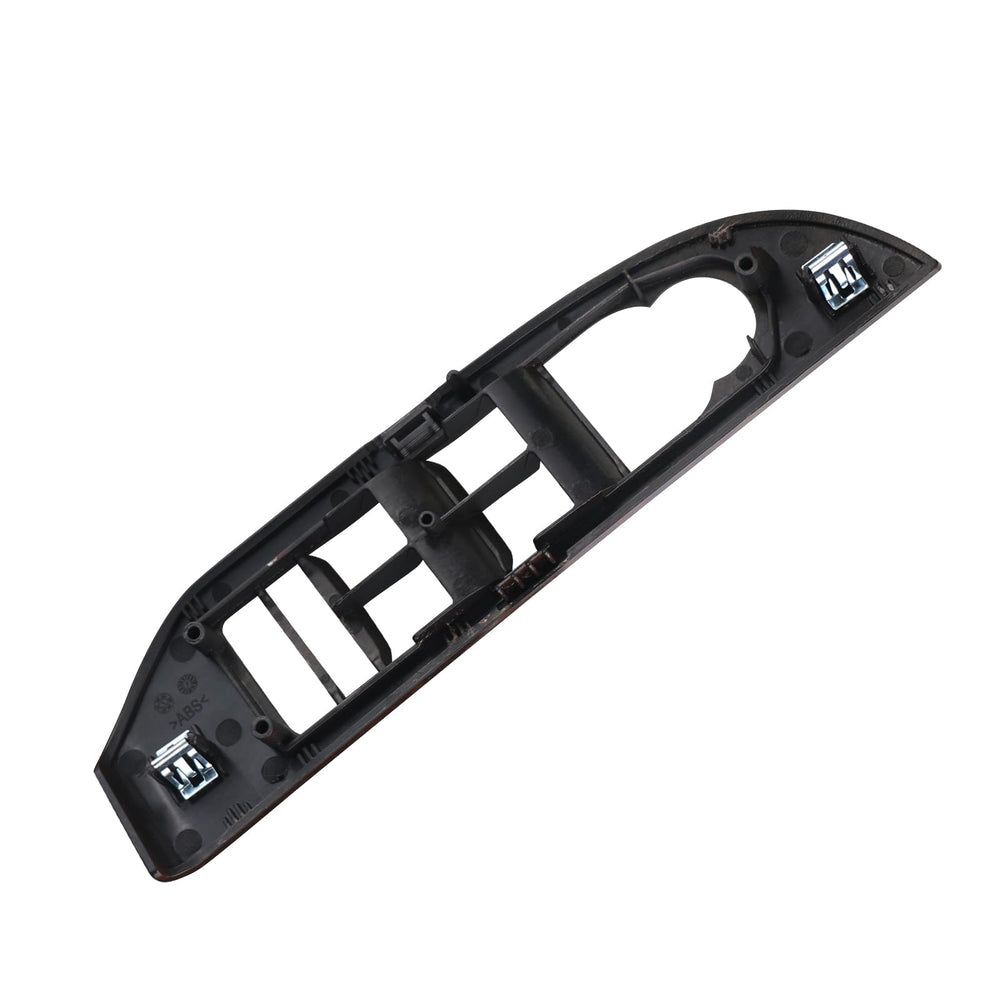 omoZone bezel in vehicle interior showing refreshed cabin appearance