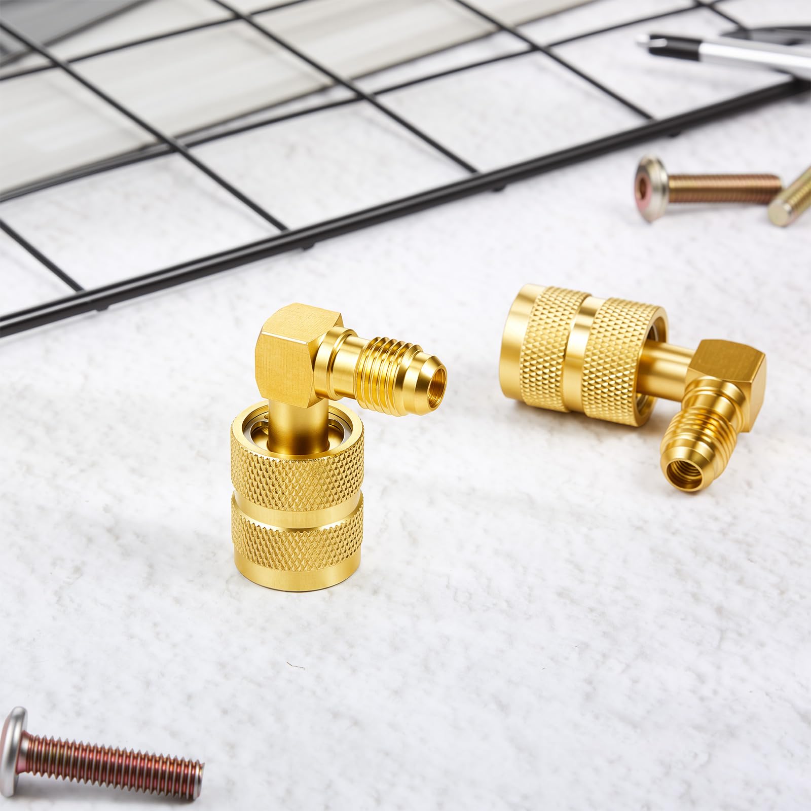 Otoolling packaging with two adapters displayed showing ready-to-use service kit benefit