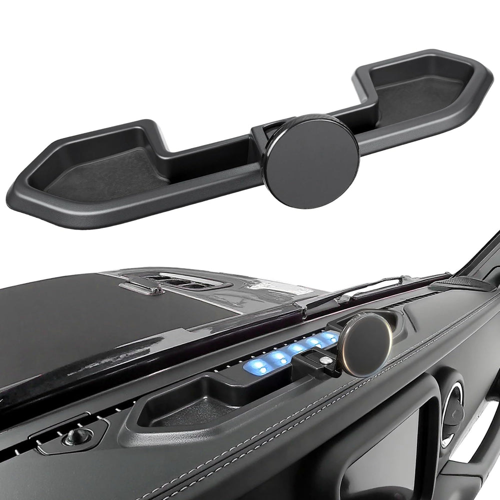 OUSUWO front dash mount installed in Jeep Wrangler JL, secures phone safely
