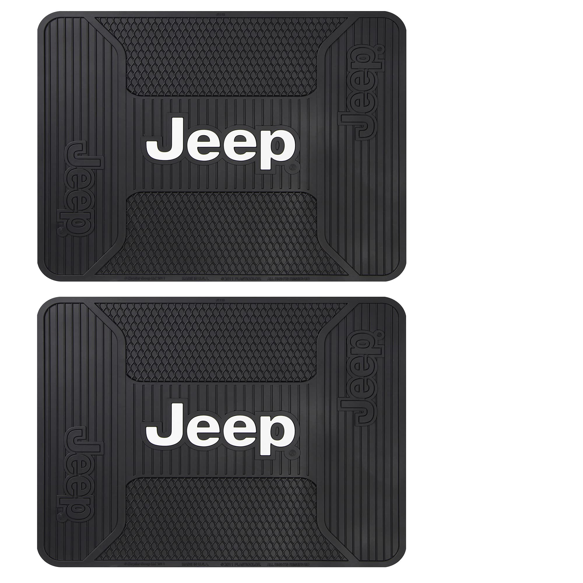 Plasticolor close-up of Jeep Elite molded logo and textured surface for grip