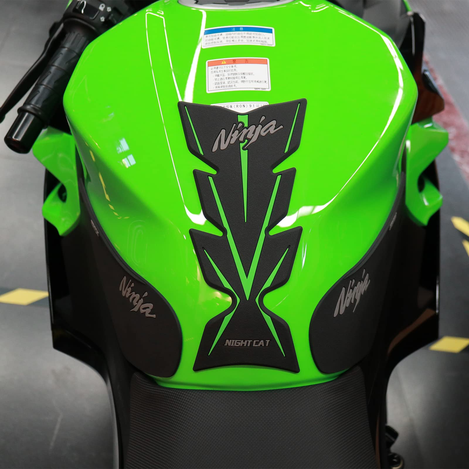 QUANT textured surface close-up highlighting improved rider grip