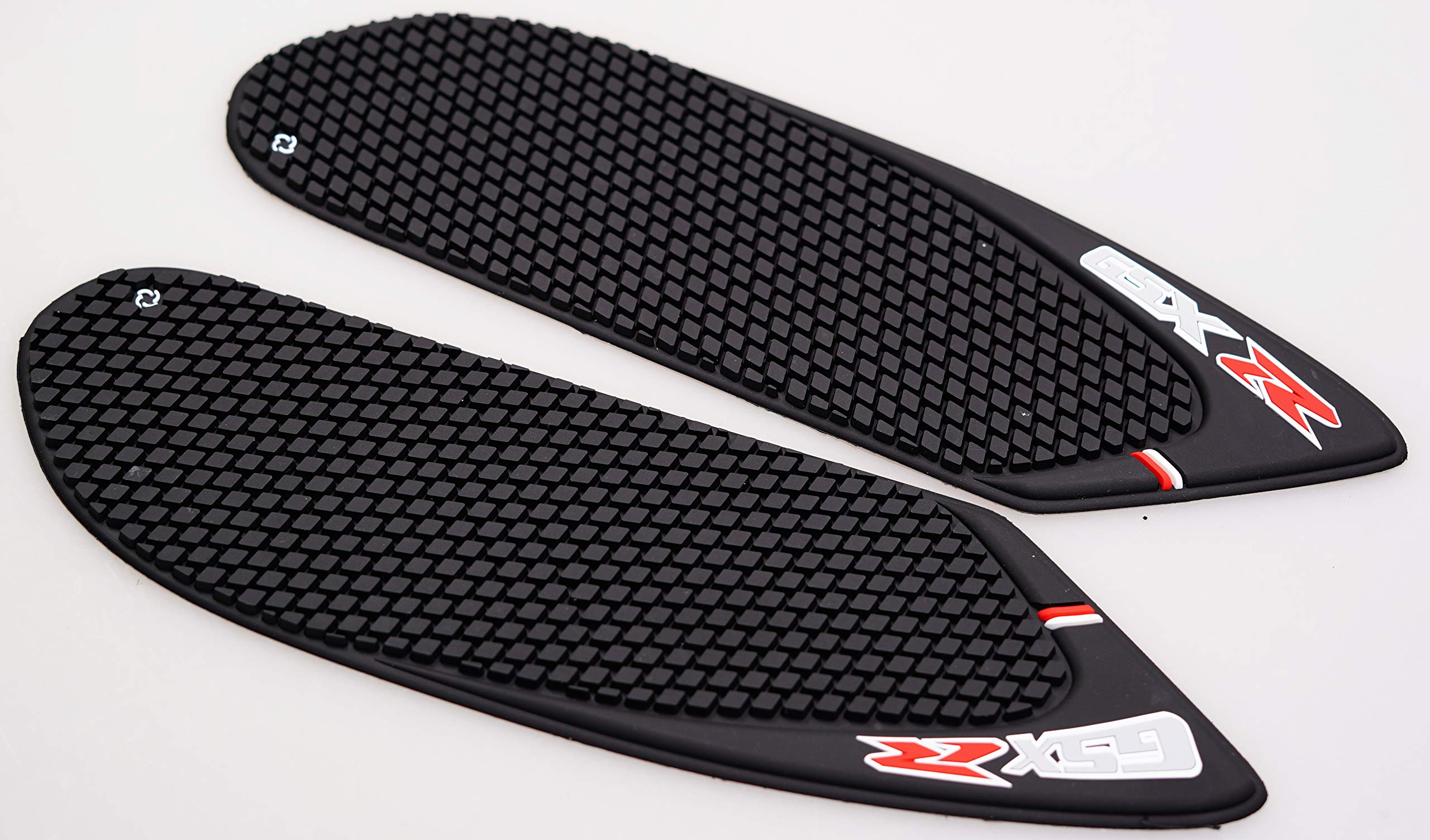 REVSOSTAR close-up of diamond texture providing extra knee traction and protection