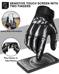RIGWARL palm close-up with silicone printing for improved non-slip handlebar grip