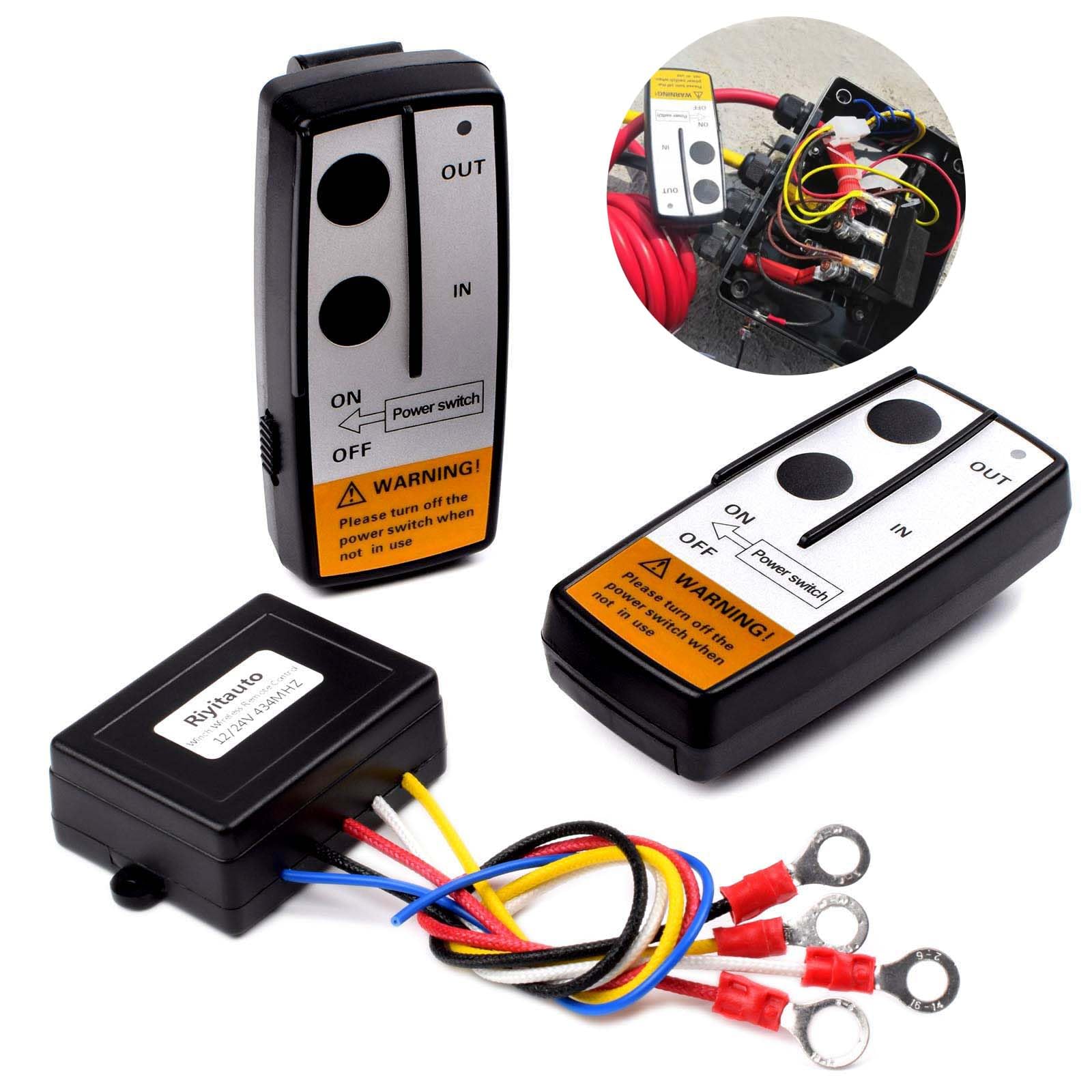 Riyitauto remote LED indicators lit for clear operation feedback