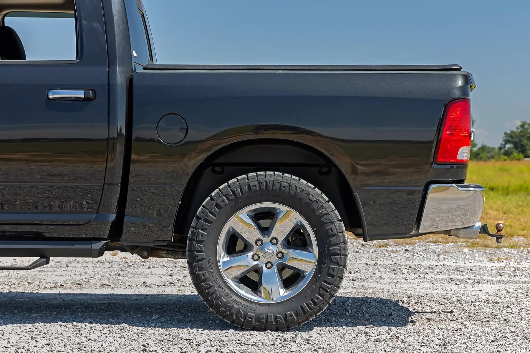 Rough Country side profile of installed liners showing clean finished rear look