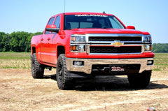 Rough Country truck front before and after leveling demonstrating balanced stance benefit