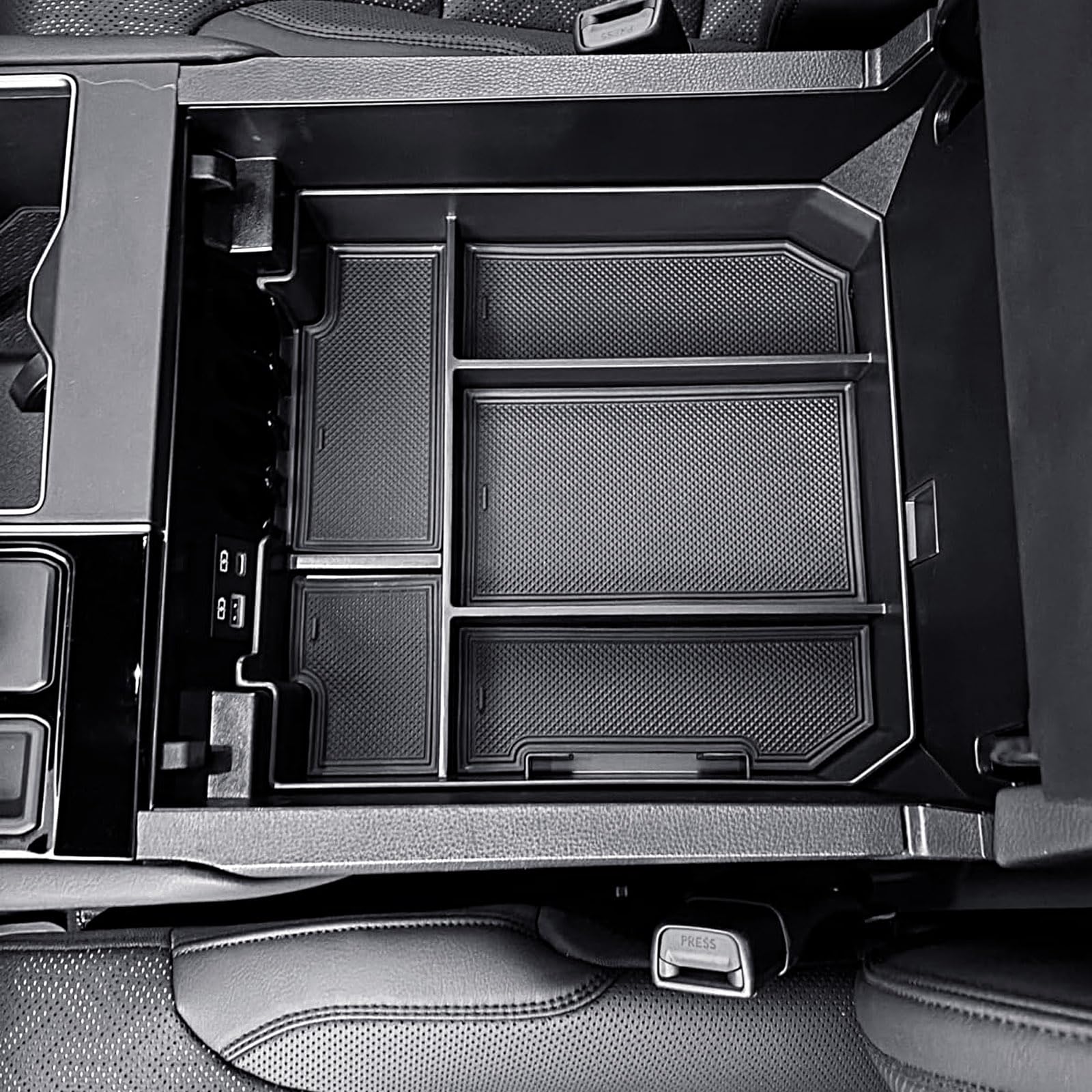 RUNROAD front view of center console tray showing clean organized compartments