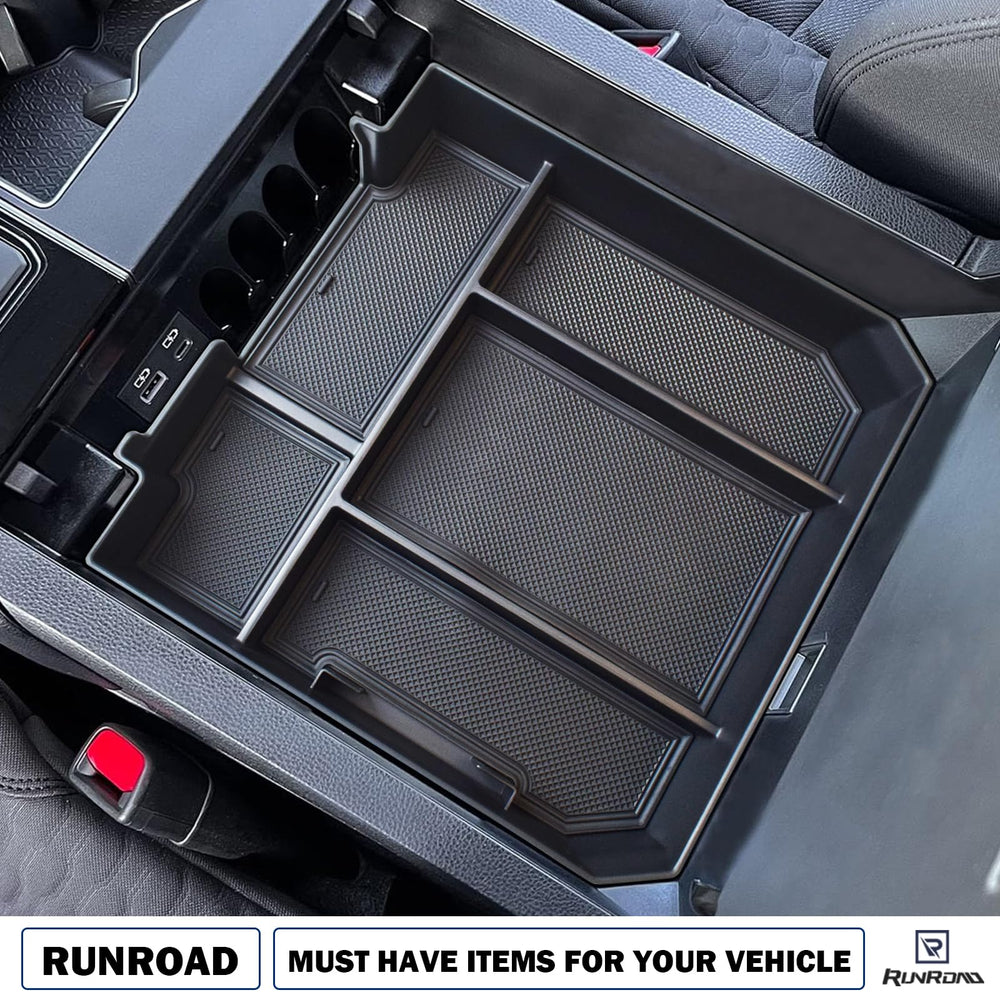 RUNROAD tray being lifted out for cleaning showing effortless removal benefit