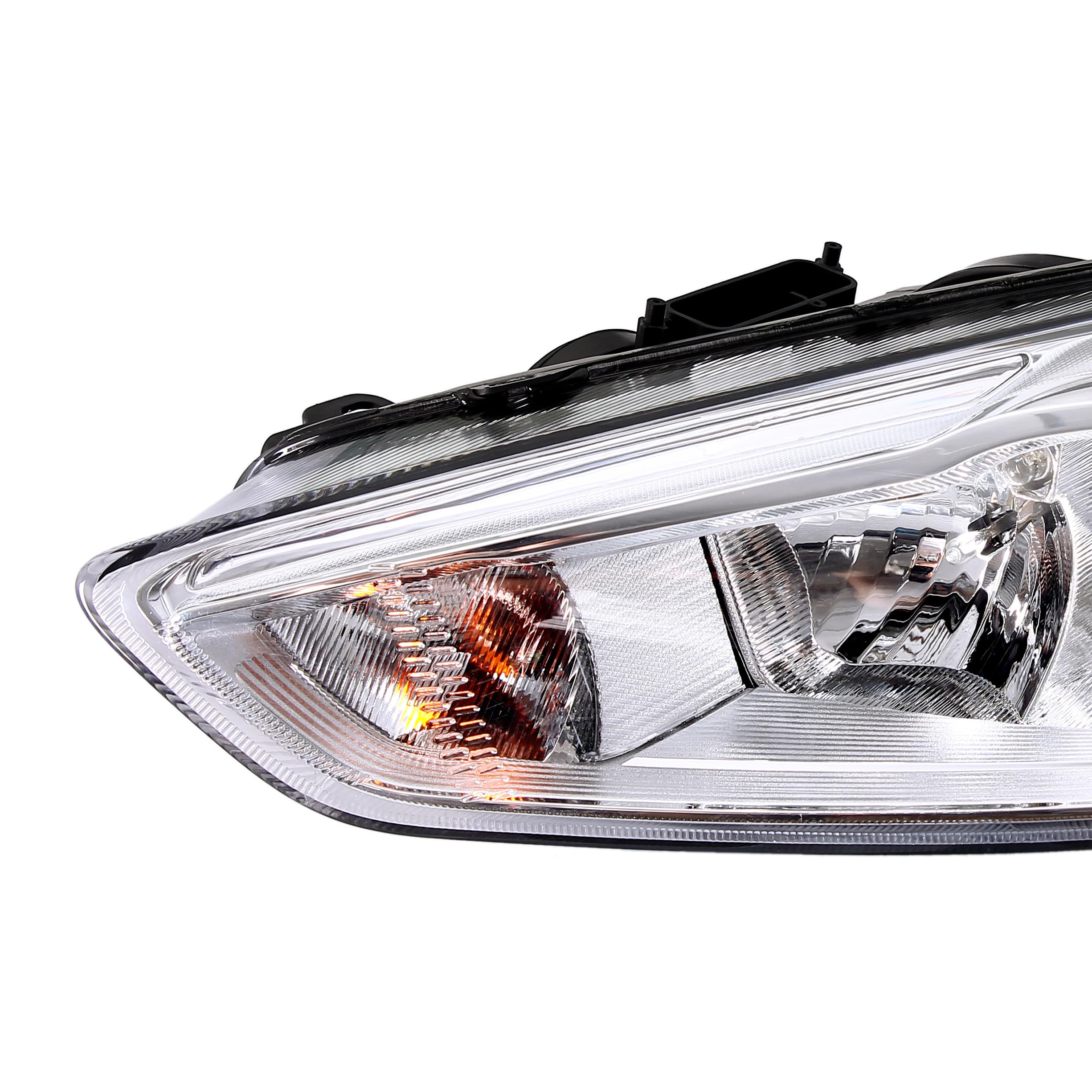 SAFAUTOPARTS amber reflector detail showing compliant signaling and safety benefit