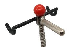 SAVEMORE4U18 installed on steering wheel demonstrating stable hold