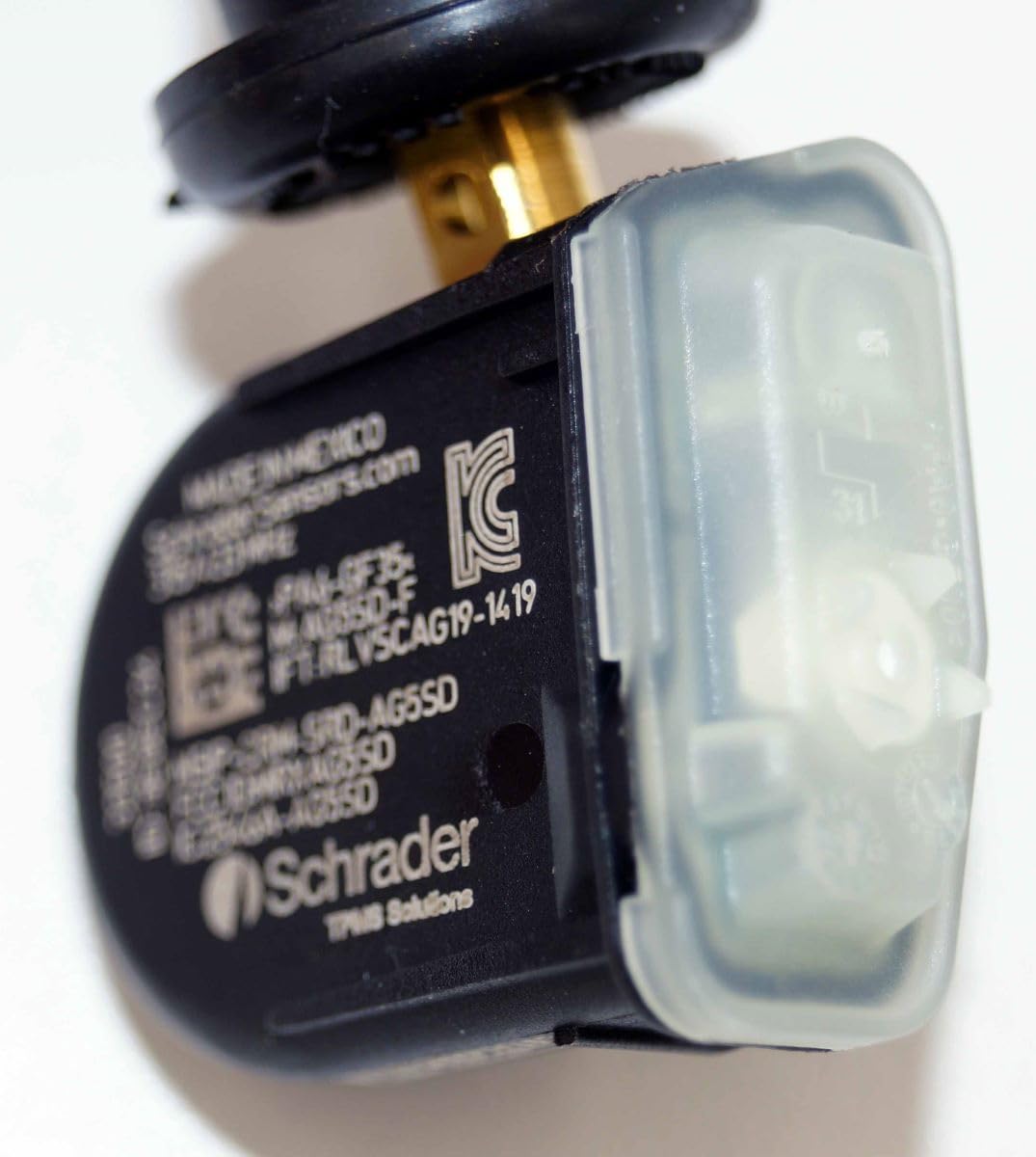 Schrader EZ-Sensor top label detail showing blank ID ready for programming benefit