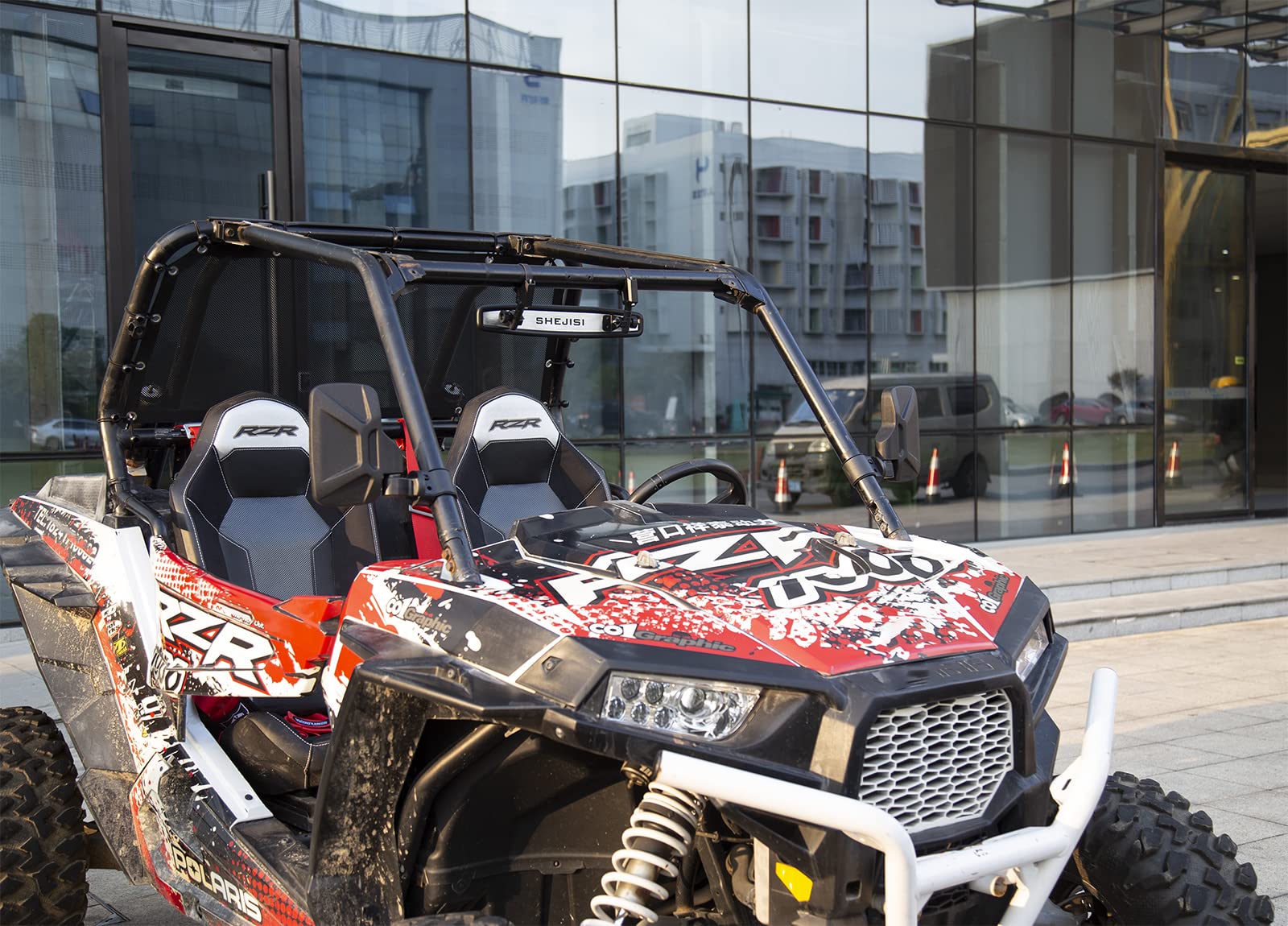 SHEJISI inverted installation on Can-Am improving blocked sightlines