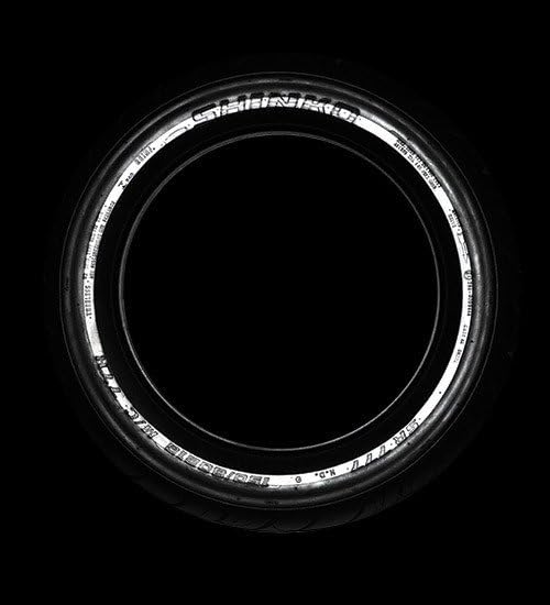 Shinko SR777 sidewall closeup highlighting reflective band for improved nighttime visibility