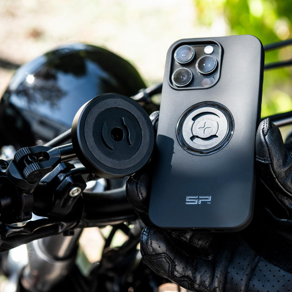 SP CONNECT included screws and sprocket adapter for flexible installation options