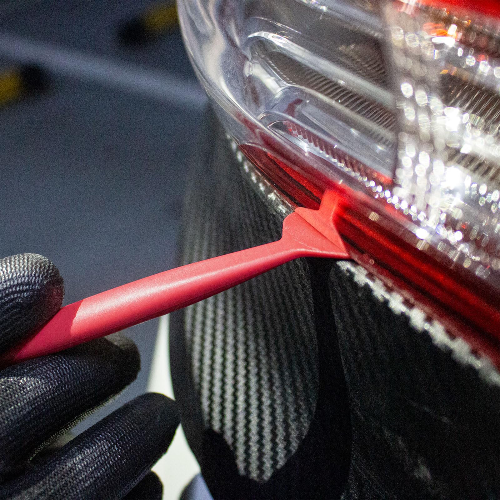 Spanno Tools magnets and knifeless tape used for secure alignment and safe trimming