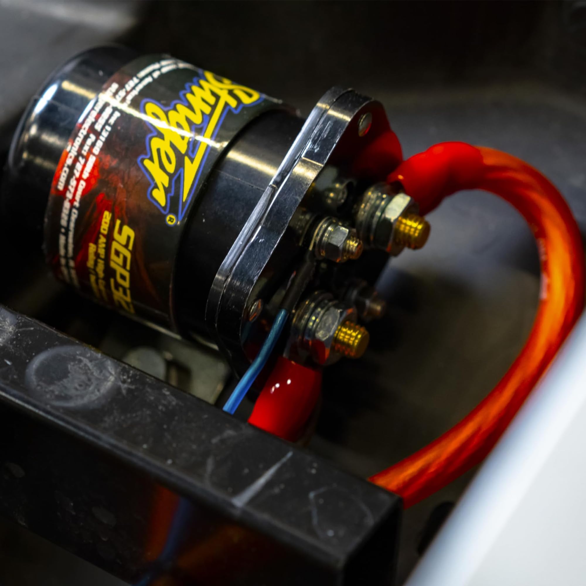 STINGER SGP32 phenolic housing detail demonstrating water-resistant protection
