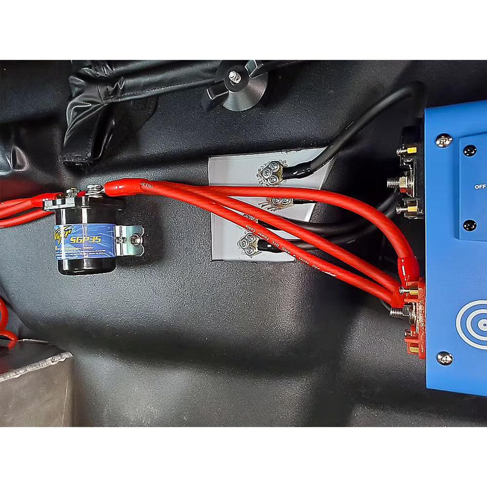 STINGER wiring diagram example illustrating correct battery, alternator, and ignition connections