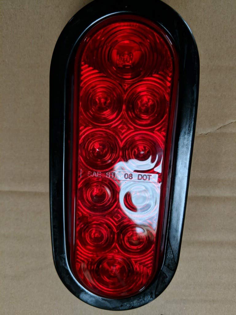 Tigerflex ROULERUS installed on trailer showing fit and bright LED signaling for safety