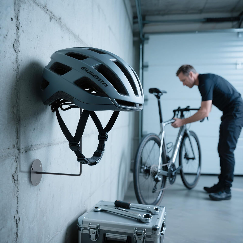 Tongyuyan rack with bicycle helmet and hat showing multi-use convenience