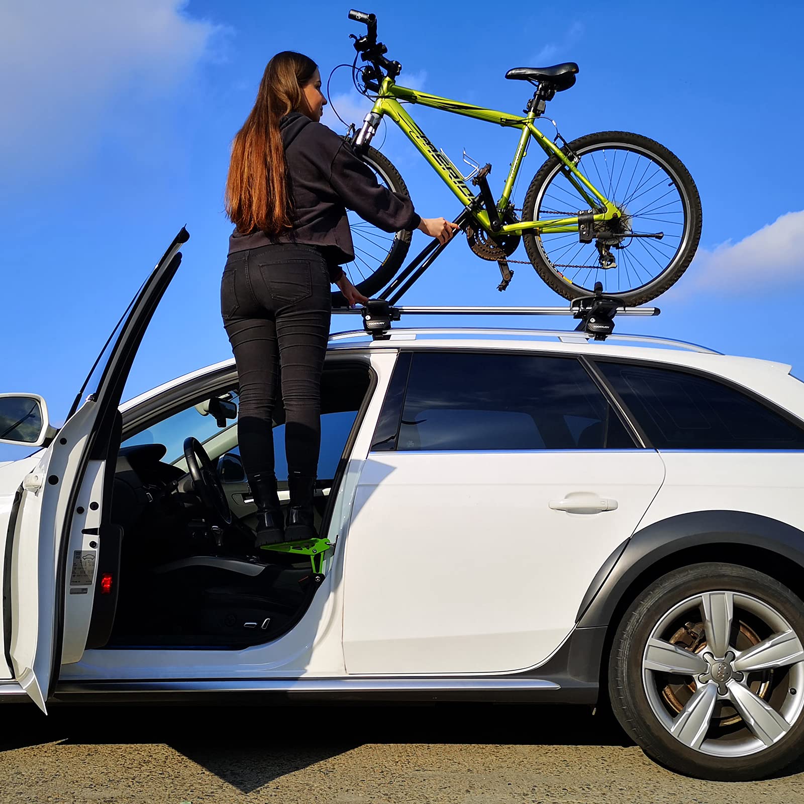 TOOENJOY step in use loading rooftop cargo box demonstrating easier access