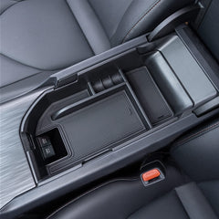 TOPINSTALL close-up of removable rubber mats minimizing rattle