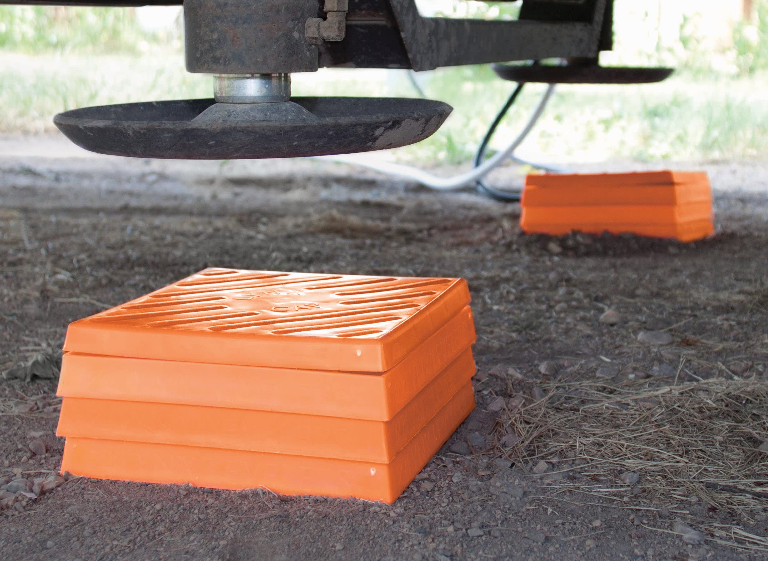 Tri-Lynx scale comparison with ruler showing individual block dimensions for planning