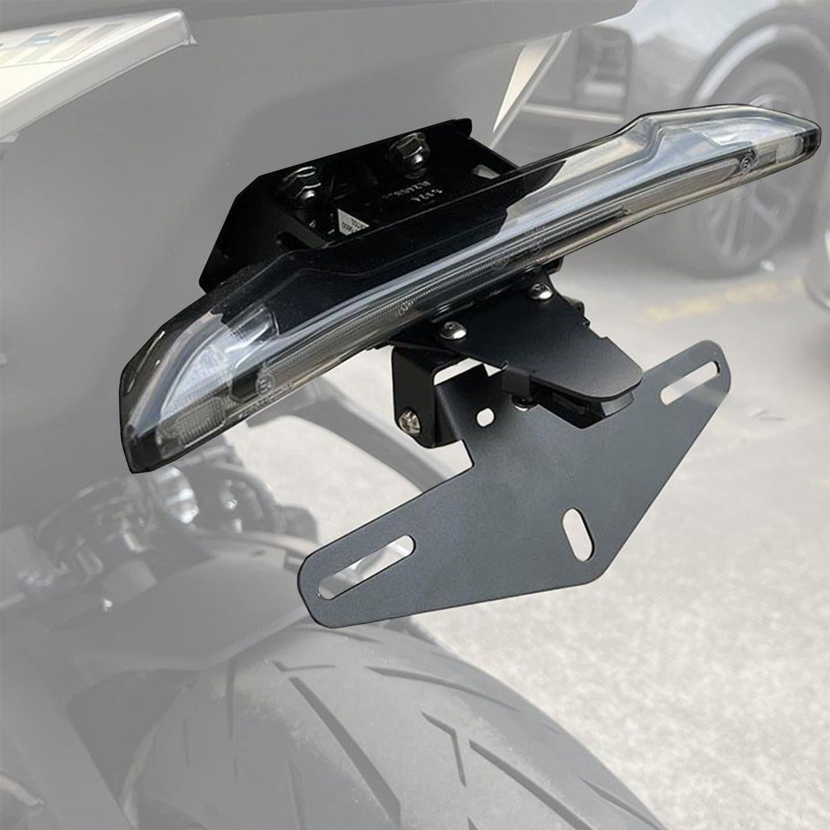 TT719 front view fitted on CFMOTO 675NK showing slimmer rear profile