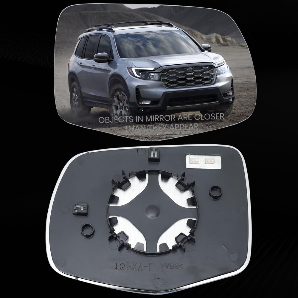 vefix mirror in vehicle life scene showing improved night and wet-weather visibility benefit
