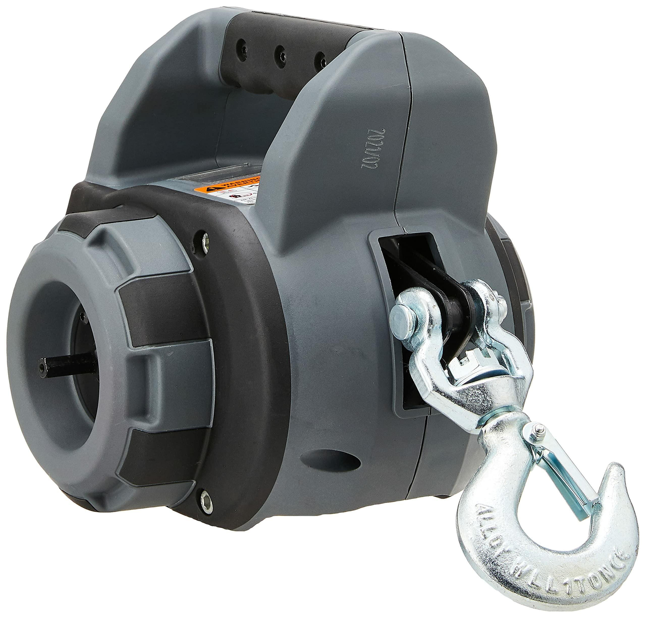 WARN hawse fairlead close-up protecting rope and ensuring smooth spooling