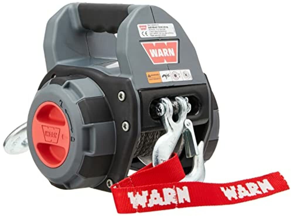 WARN rigging hooks closeup showing secure attachment points for quick setup