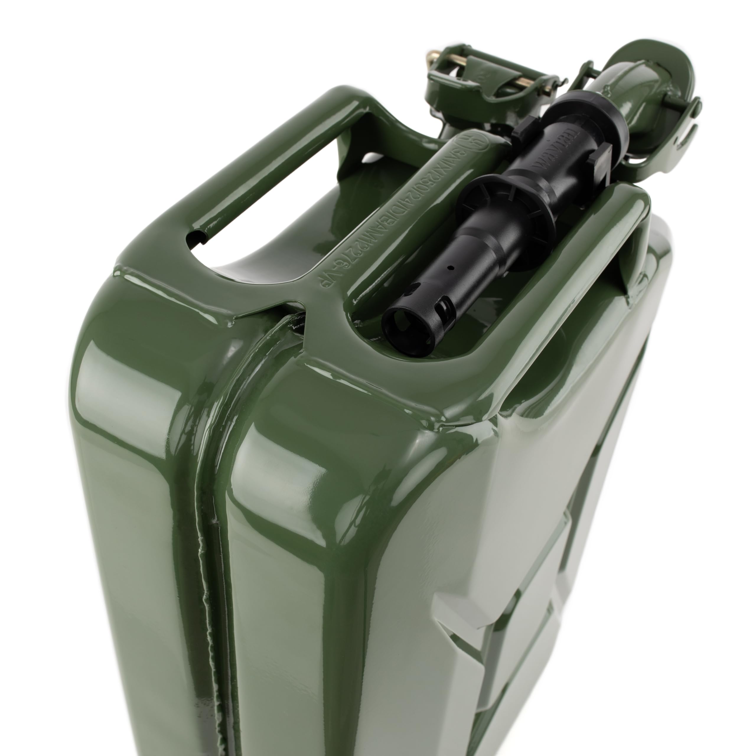 Wavian closeup of bayonet spout and safety lock demonstrating secure, spill‑resistant fuel transfer