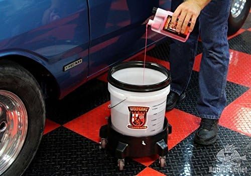 WOLFGANG CONCOURS pouring solution into bucket for convenient rinseless cleaning